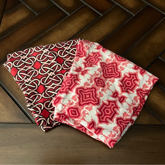 🧵❤️ LuLaRoe Leggings Bundle Size O/S - Valentine’s Day Collection - Picture 1 of 9